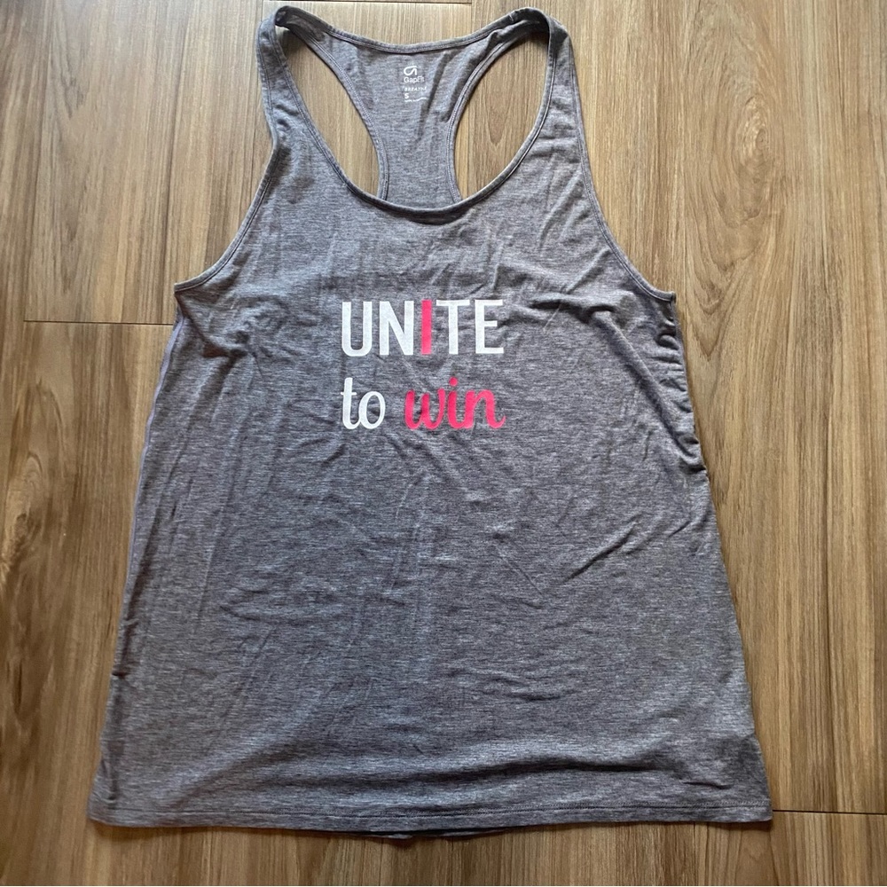 GAP Fit Unite to Win Racerback Tank Grey size s